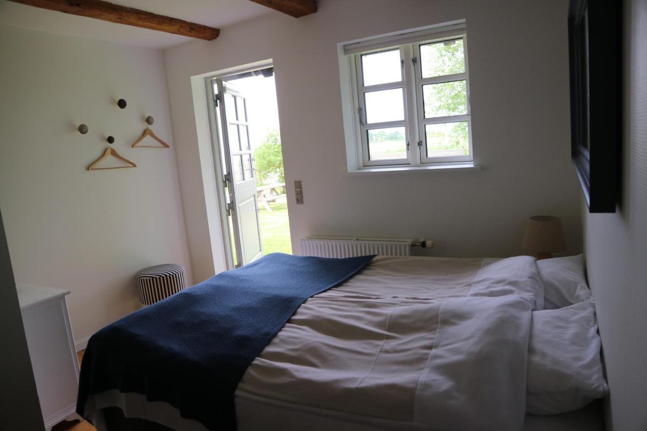 Birkelygaard Bed & Breakfast Hårby Exteriör bild