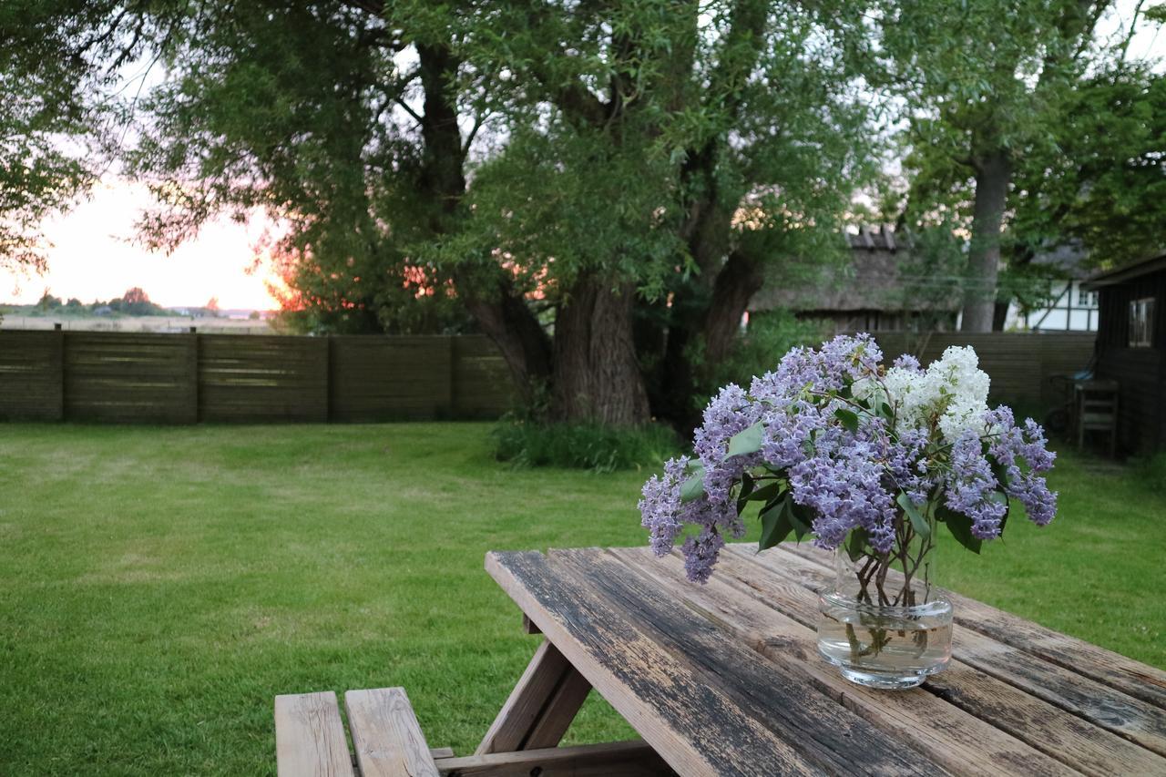 Birkelygaard Bed & Breakfast Hårby Exteriör bild